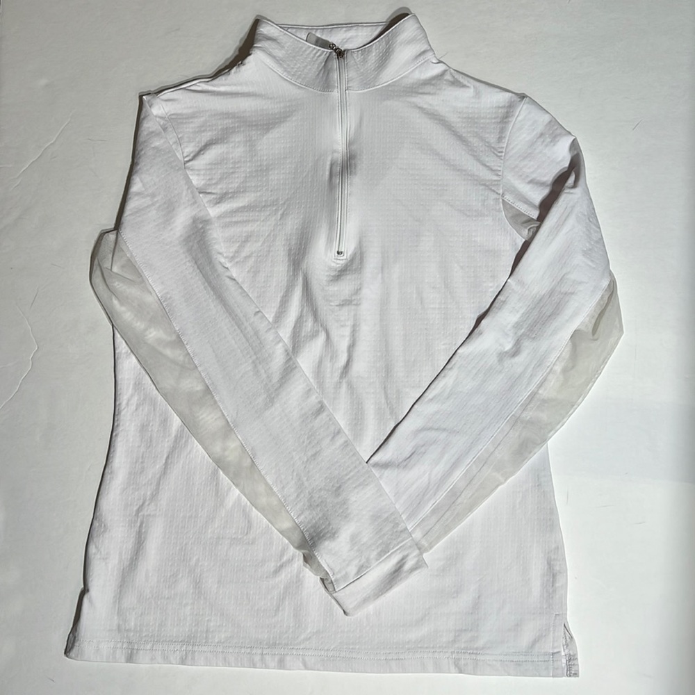 EIS 1/4 zip top in white